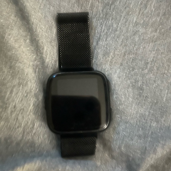 Fitbit Versa - Picture 6 of 7